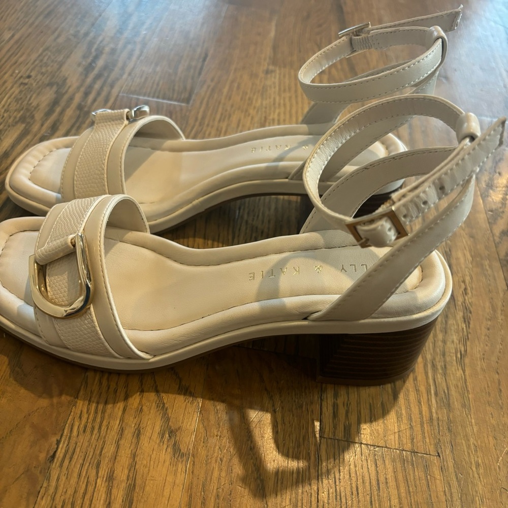 White Bridal Block Heel Sandals - Picture 4 of 8
